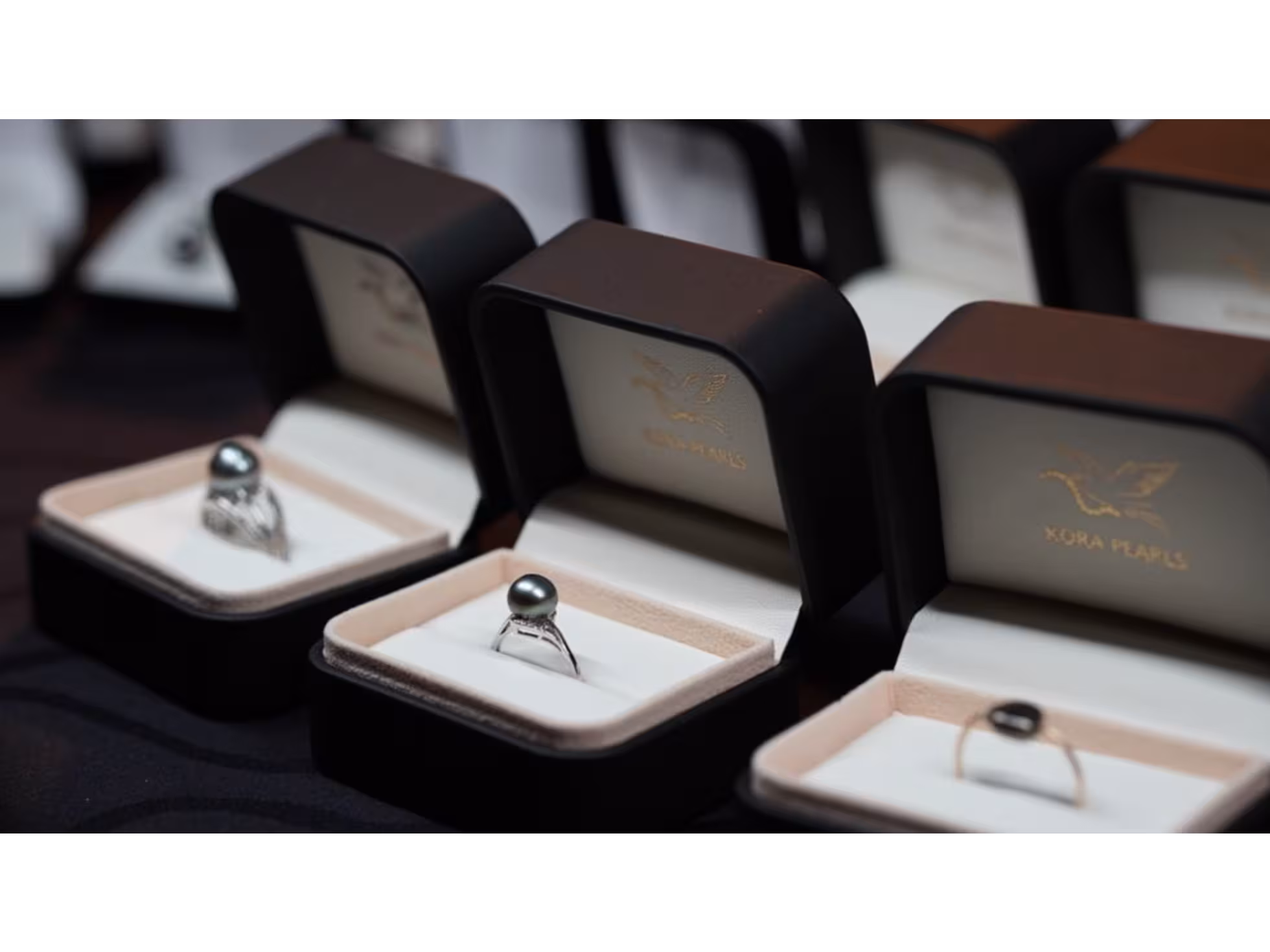 Kora Pearls Black Pearl Ring setting finish
