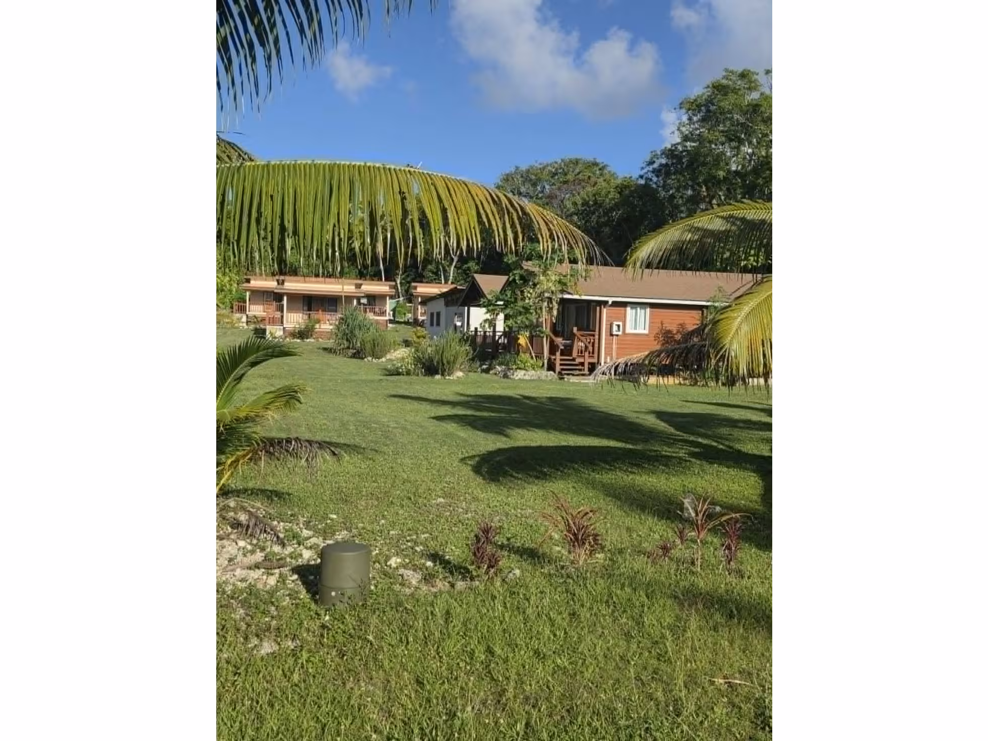 Papa Una's Lodge