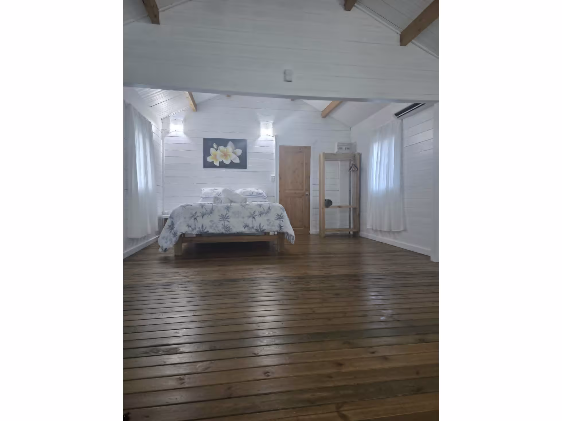 Papa Una's Lodge